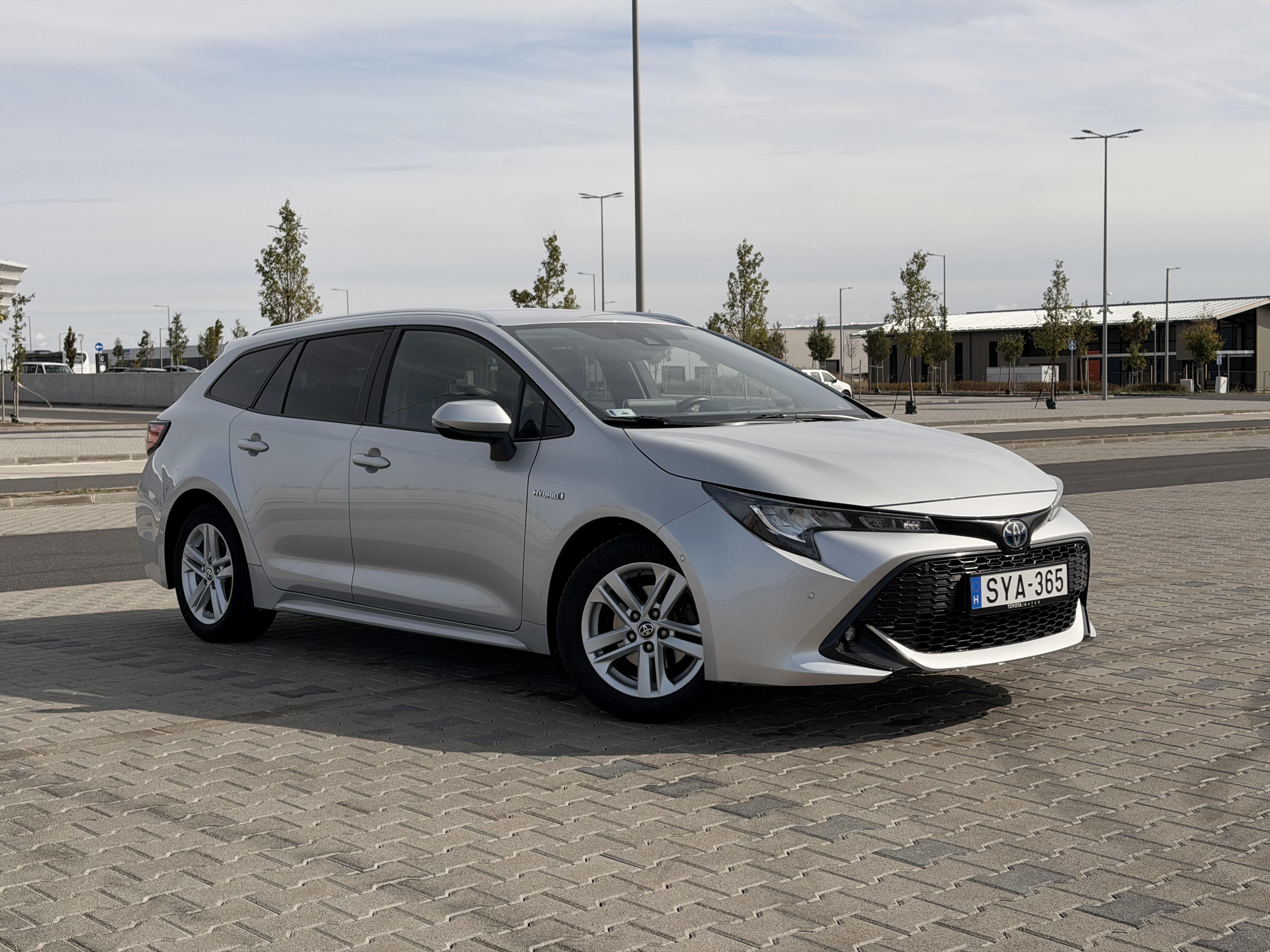 Toyota Corolla Touring Sport 1.8 Hybrid – 2. kép