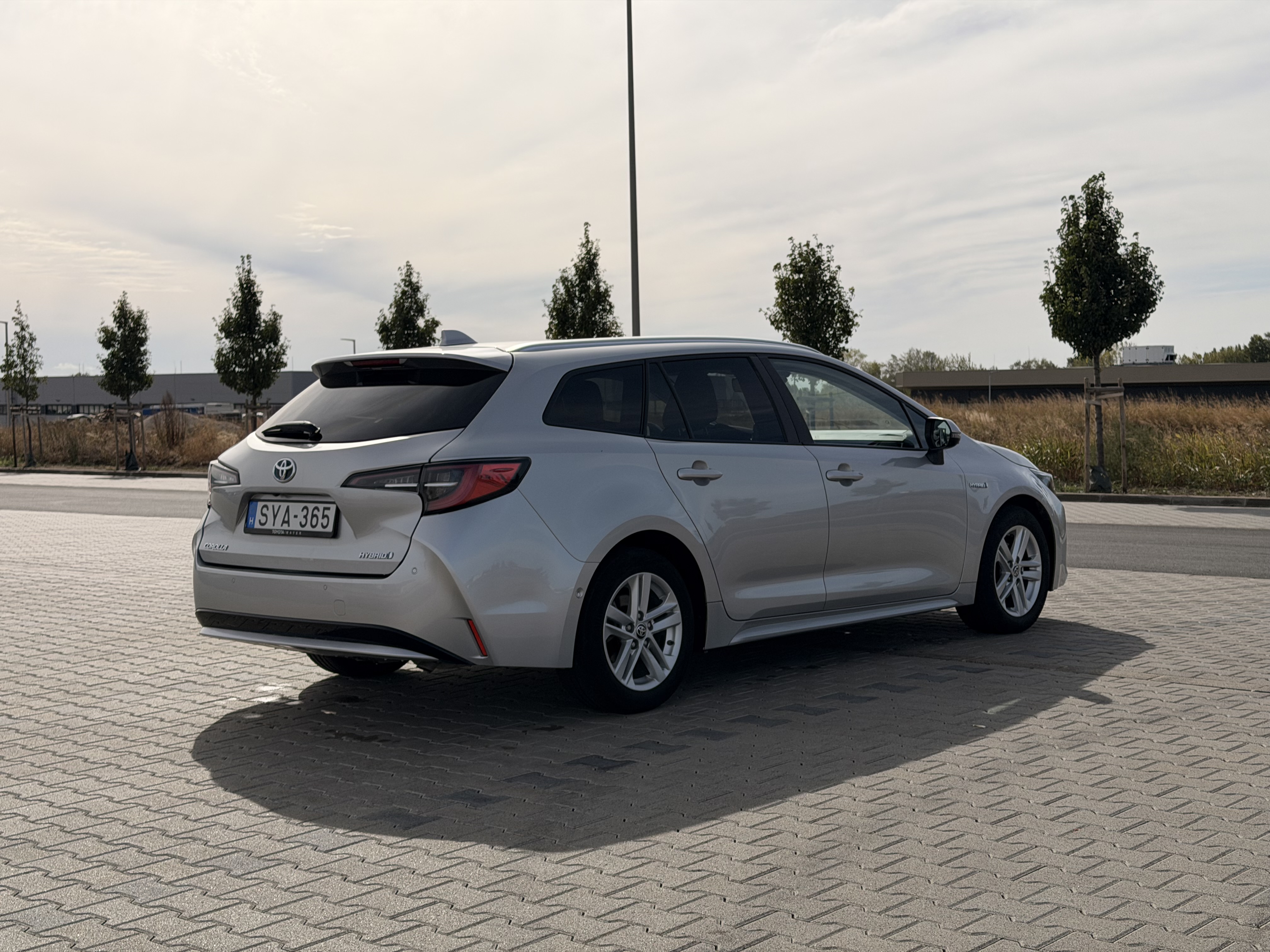 Toyota Corolla Touring Sport 1.8 Hybrid – 4. kép
