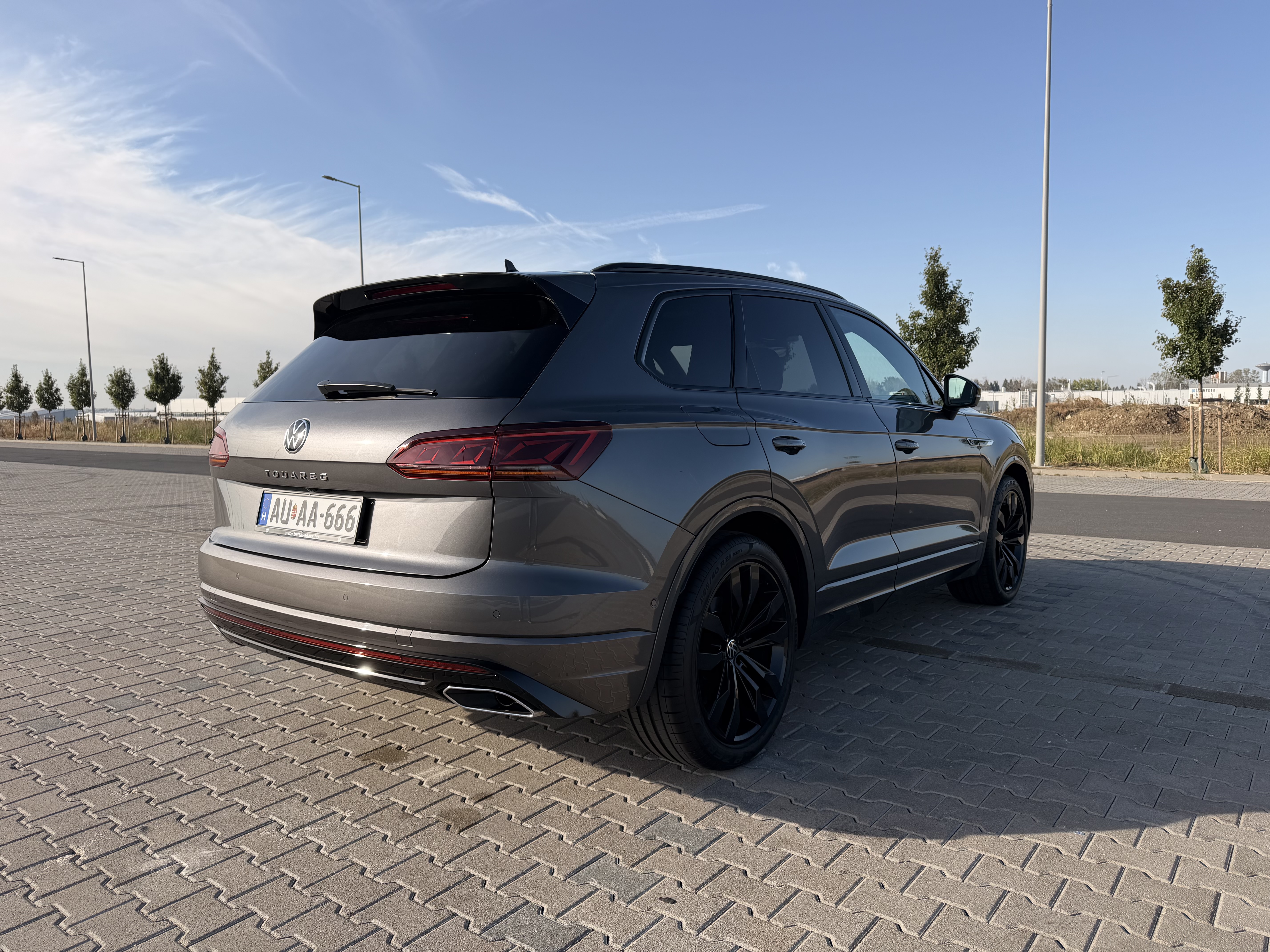 Volkswagen Touareg 3.0 dízel 4 MOTION – 3. kép