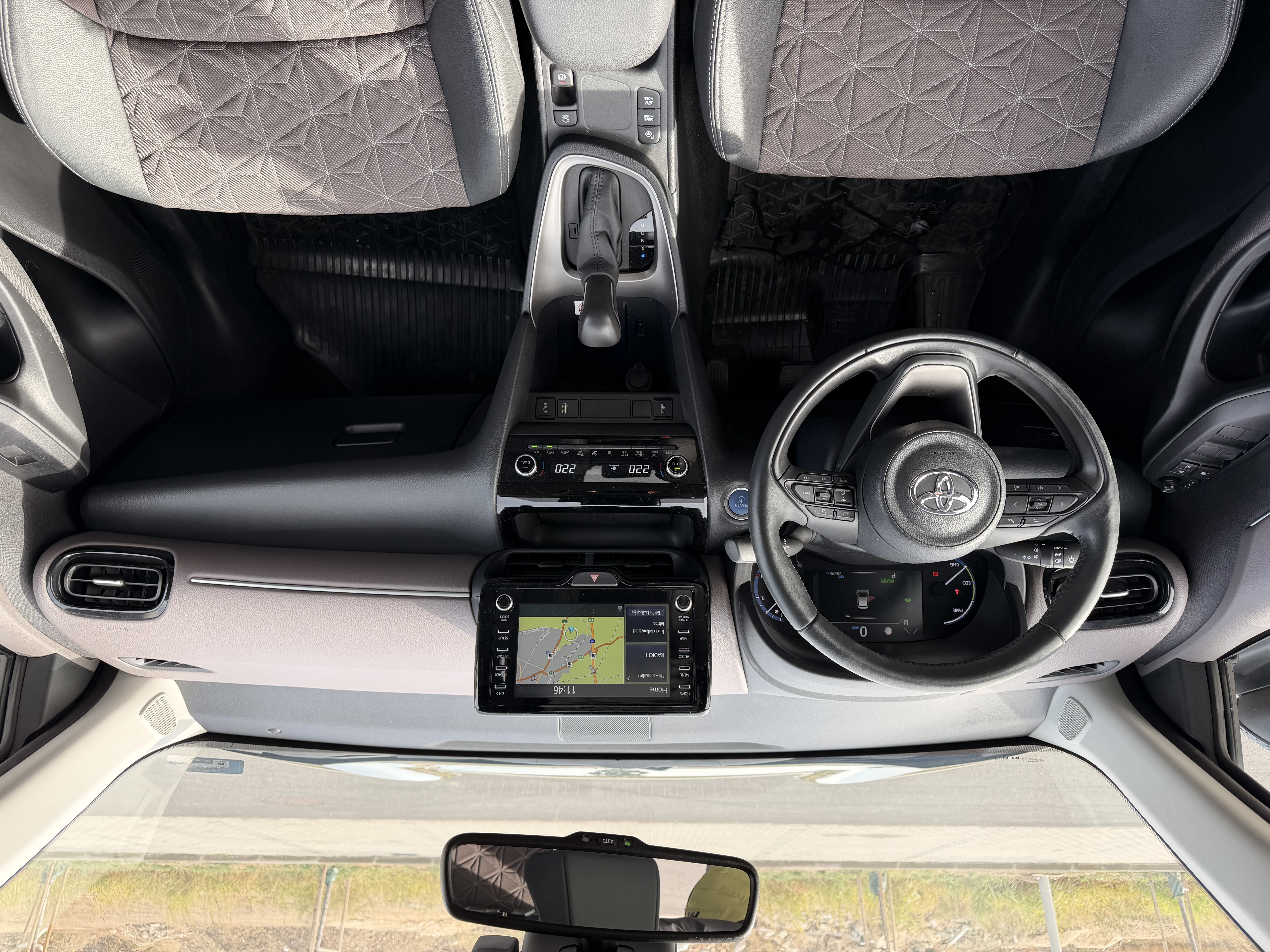 Toyota Yaris Cross 1.5 Hybrid FWD – 8. kép